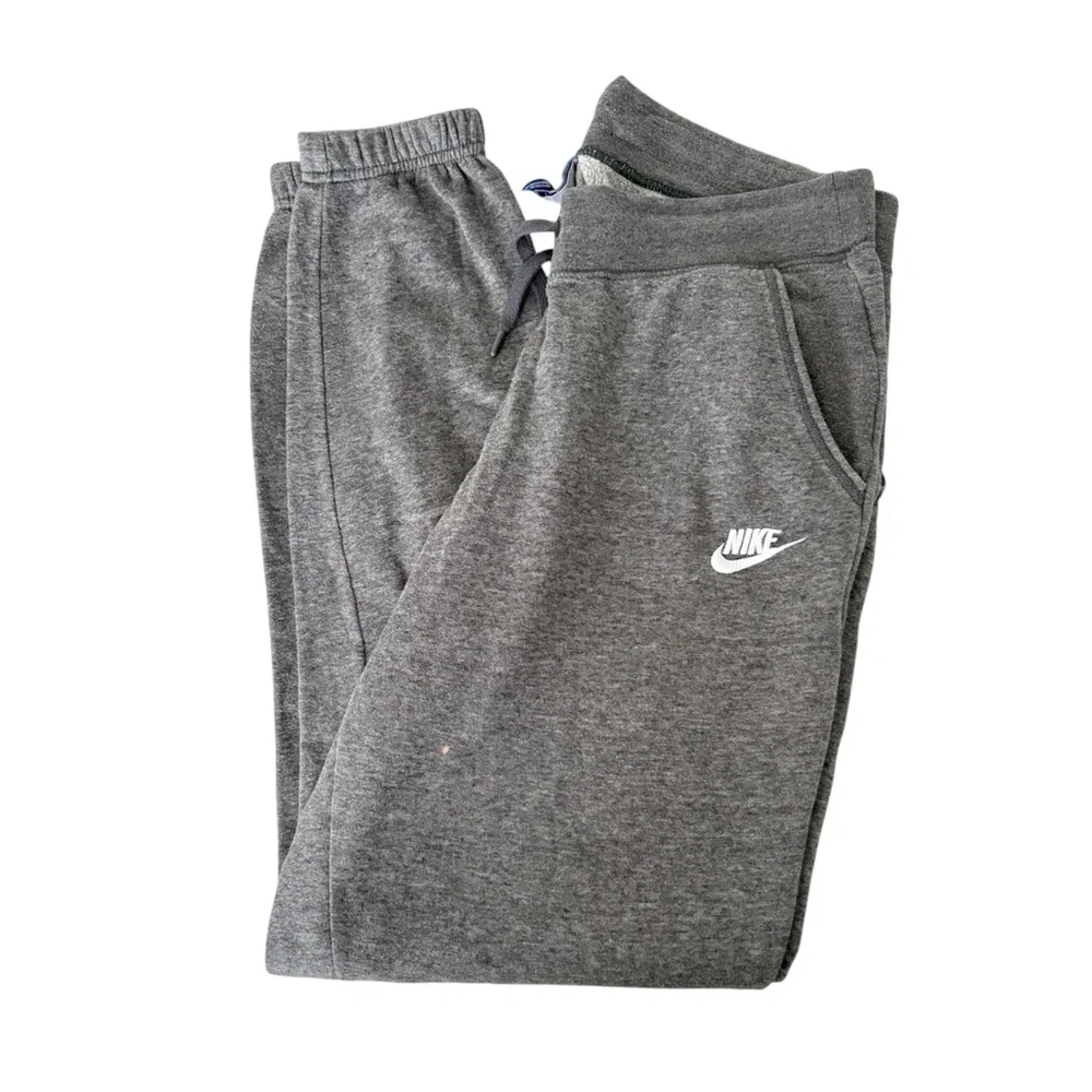 Nike Gray Heather Jogger Sweatpants - Picture 1 of 8